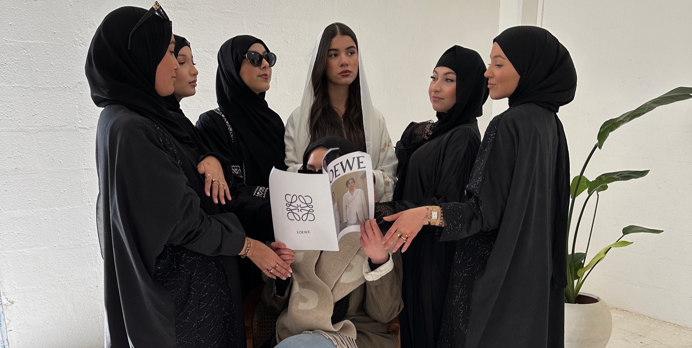 La Maison en Élégance : Découvrir l’Abaya Intérieure pour Femmes