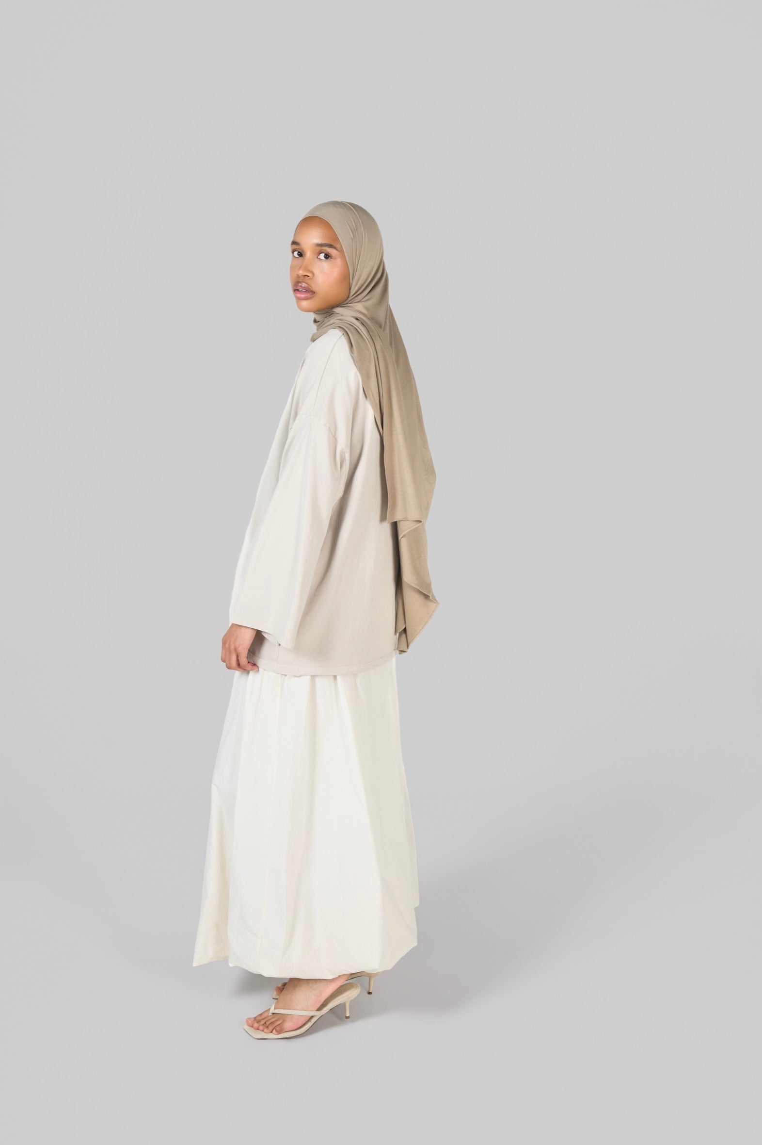 BASIC T-SHIRT [CREAM]