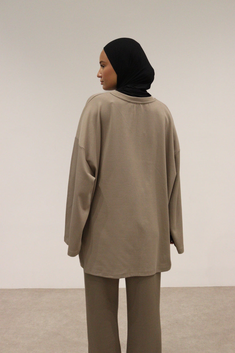 Basic Shirt [Taupe]