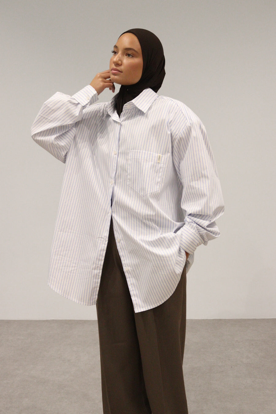 Chemise à épaulettes [Blanc Rayé]