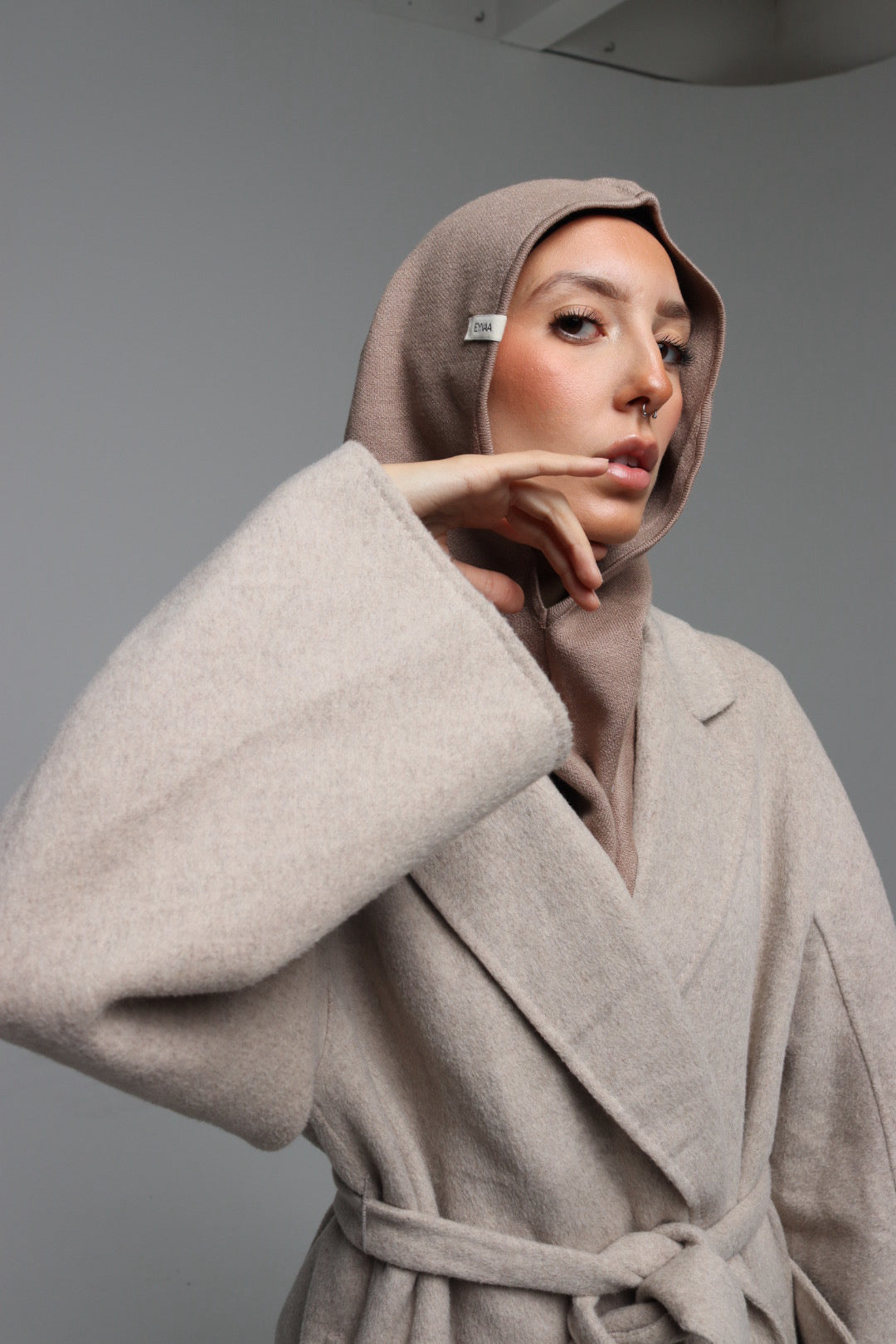 CAGOULE EN MAILLE FINE [TAUPE]