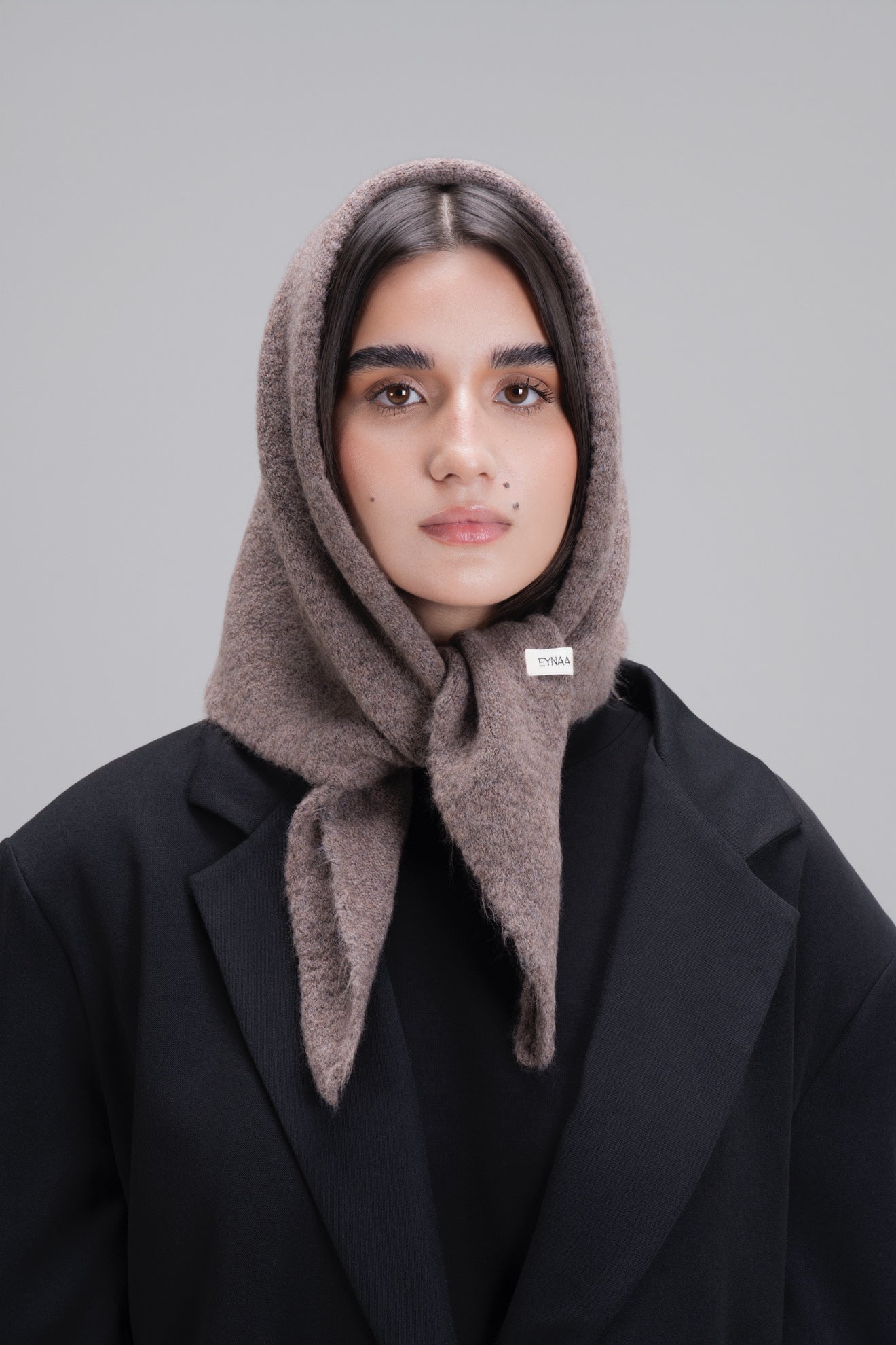 ÉCHARPE TRIANGULAIRE [TAUPE]