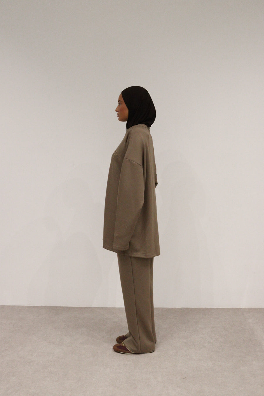 Basic Sweat [Taupe]
