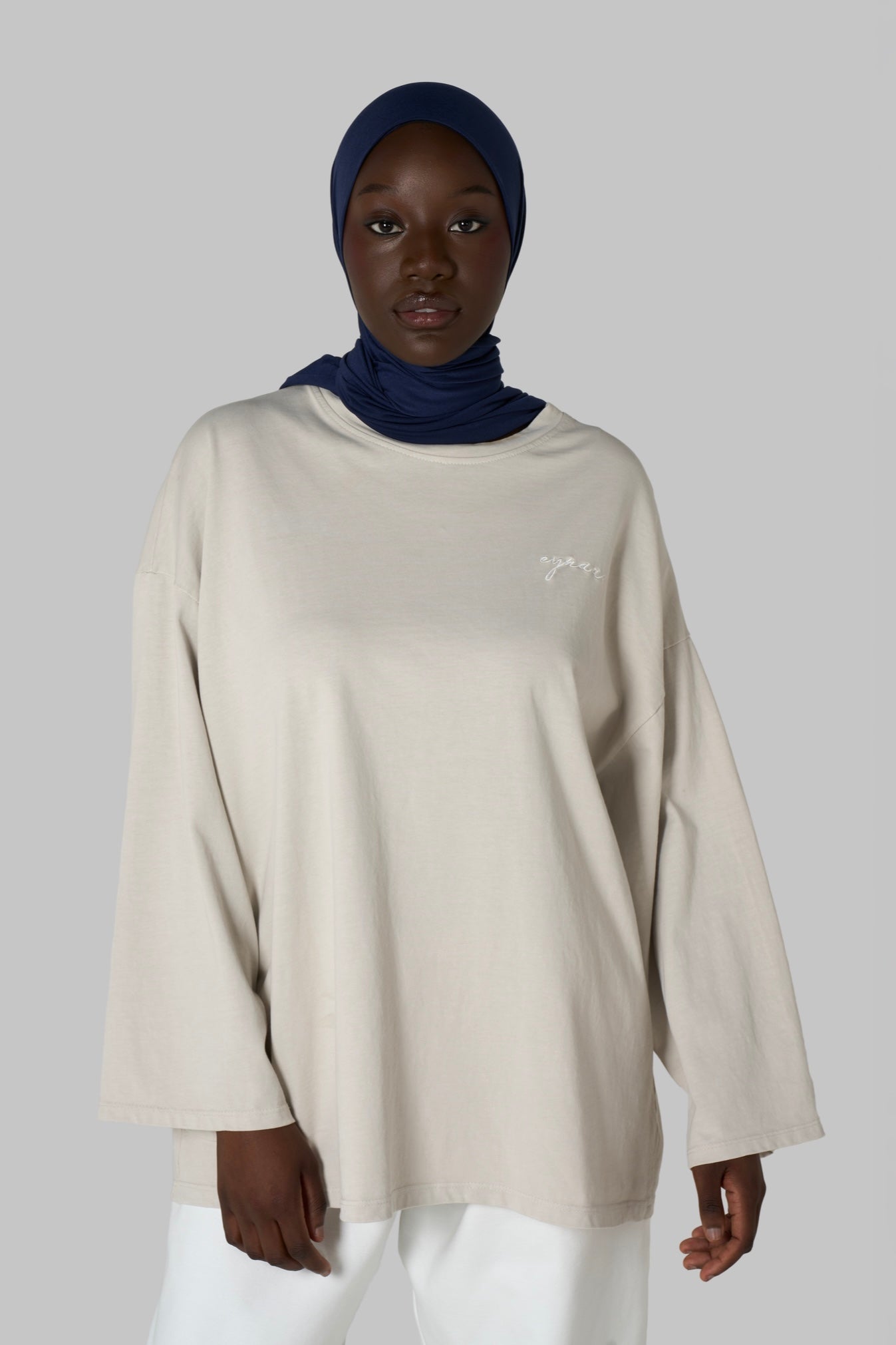CAMISETA TRIÁNGULO PREMIUM [AZUL MARINO]