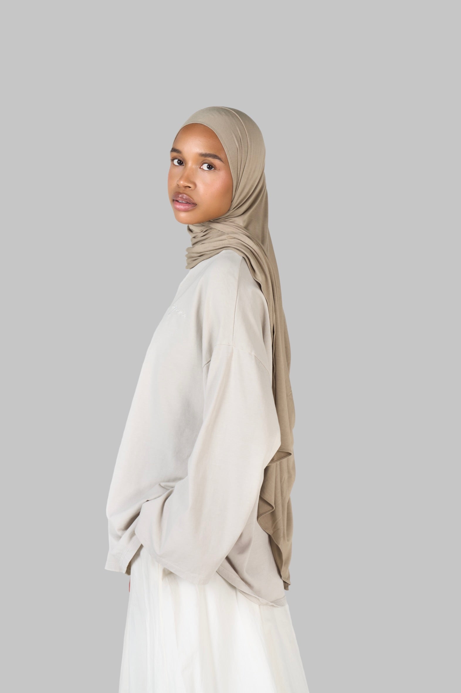 BASIC T-SHIRT [CREAM]
