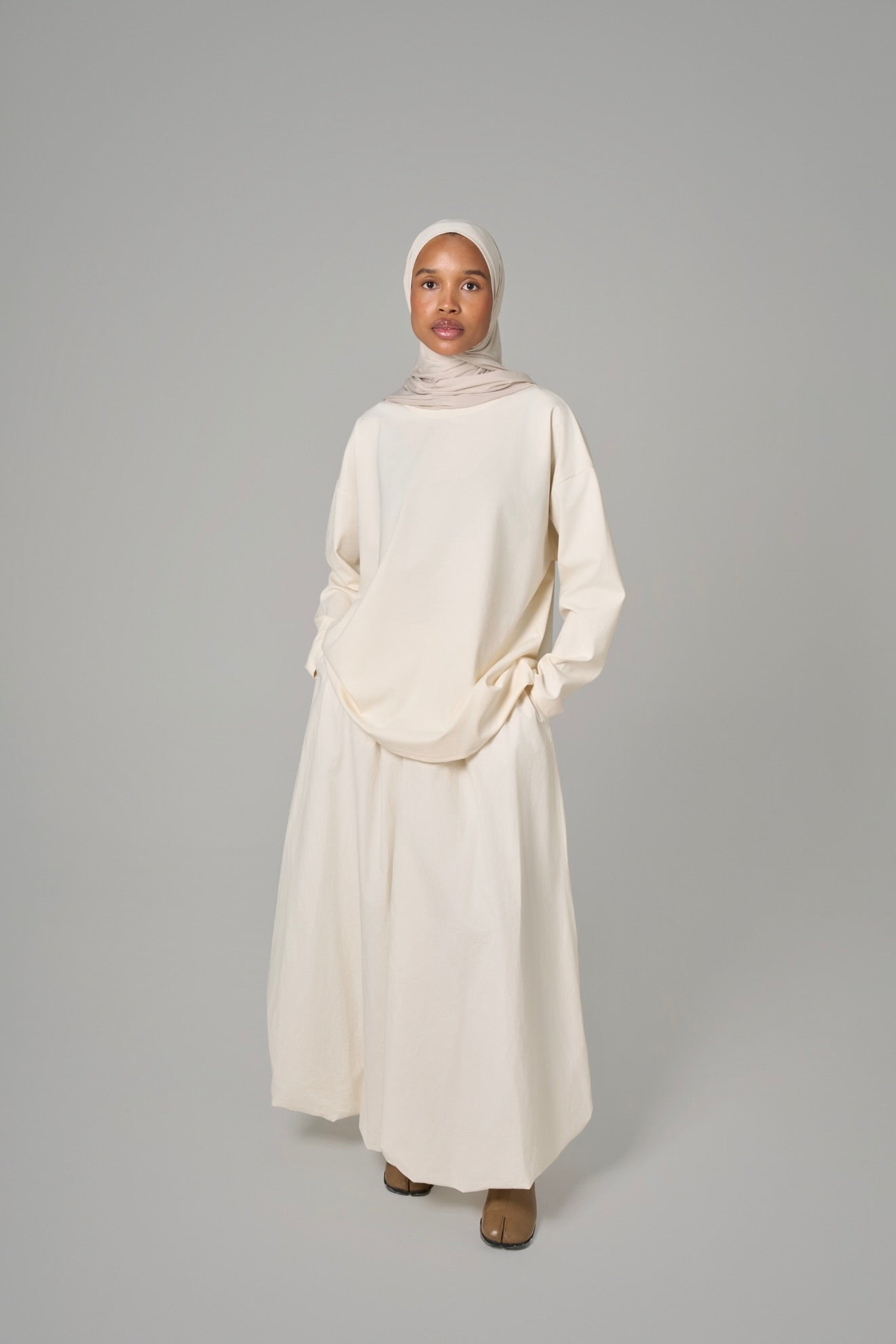 T-SHIRT MANCHES LONGUES  ESSENTIAL [Cream]