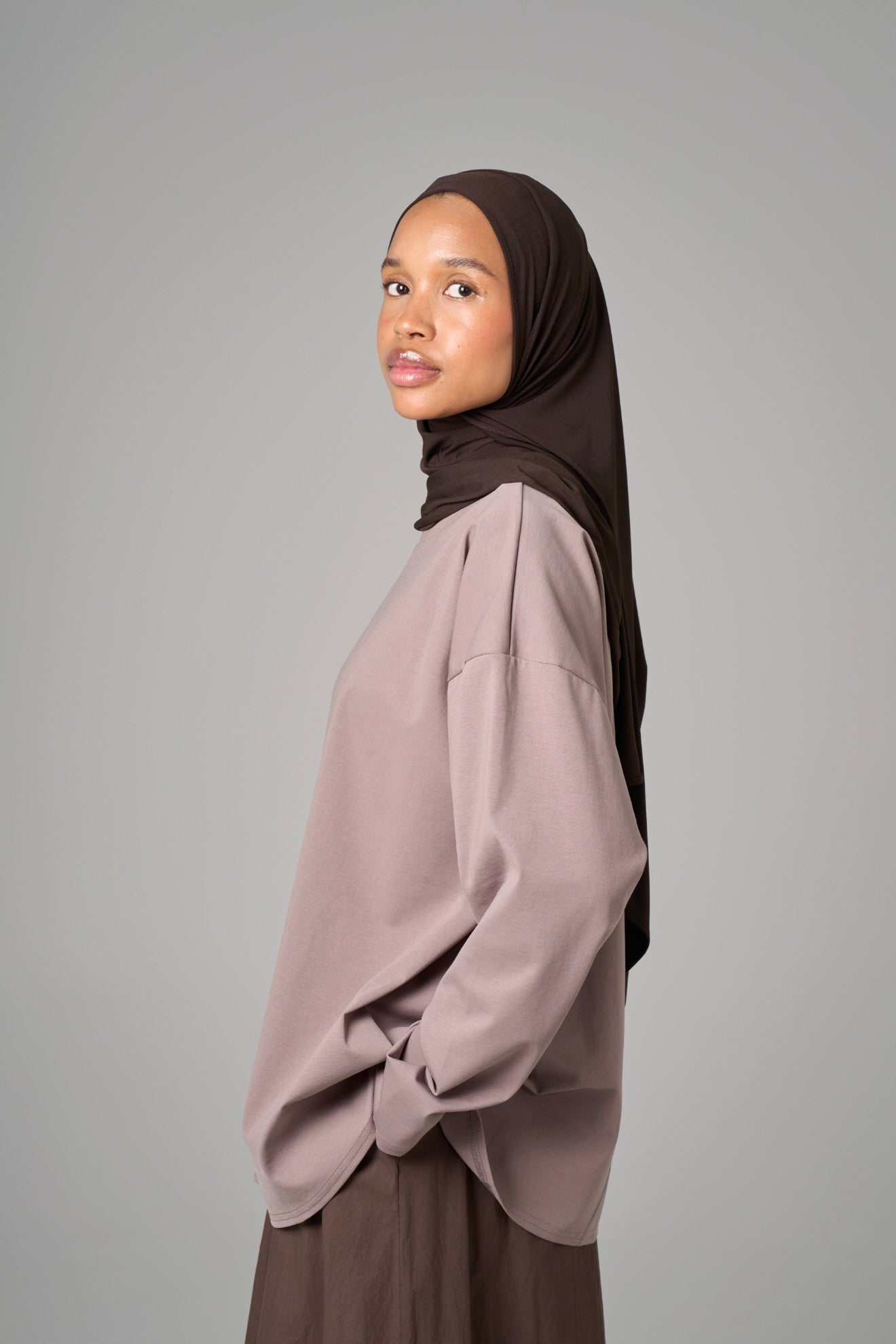 T-SHIRT MANCHES LONGUES  ESSENTIAL [Taupe]