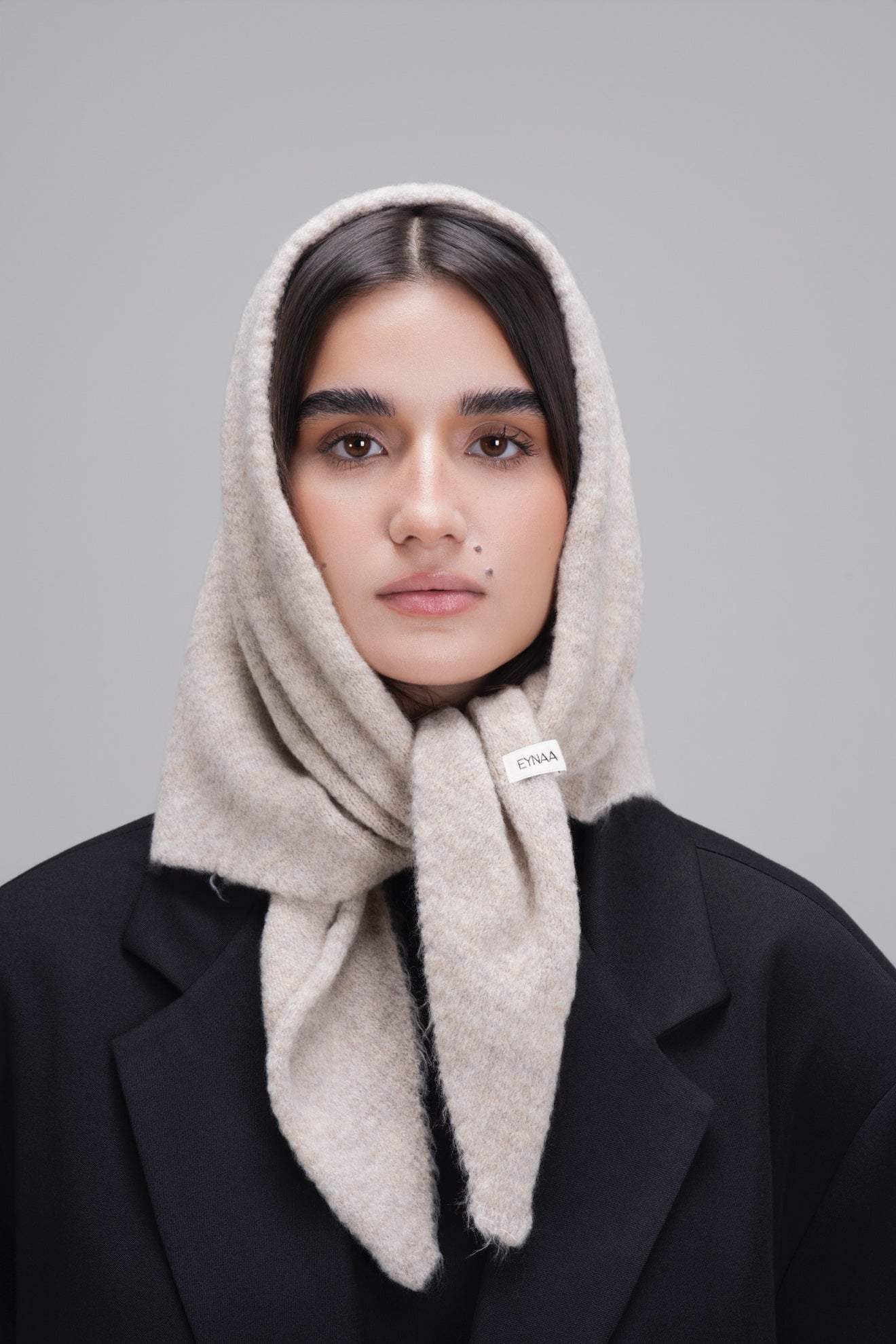 ÉCHARPE TRIANGULAIRE [BEIGE]