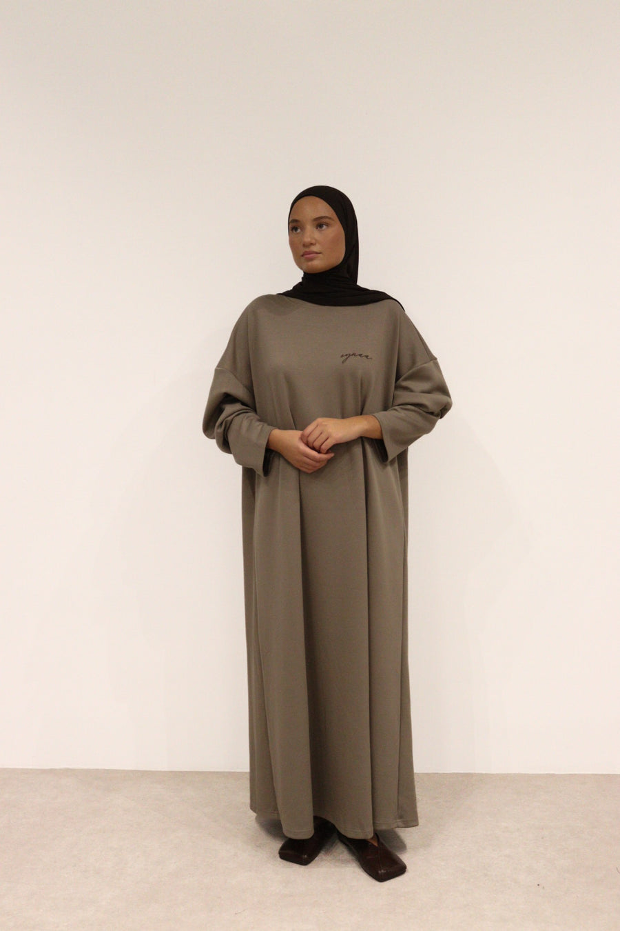 Basic Dress [Taupe]