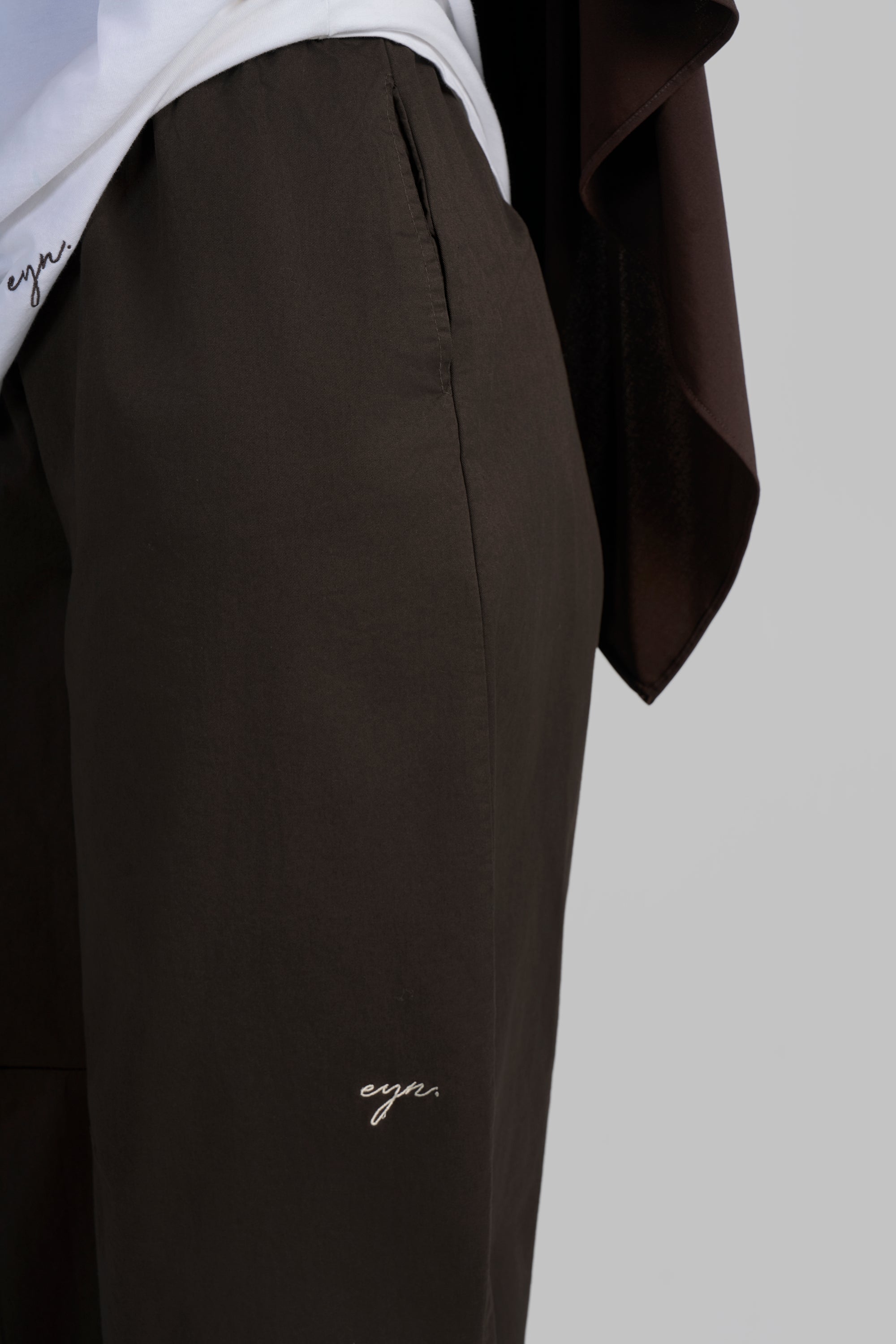 PANTALON BARREL COTON [BROWN]