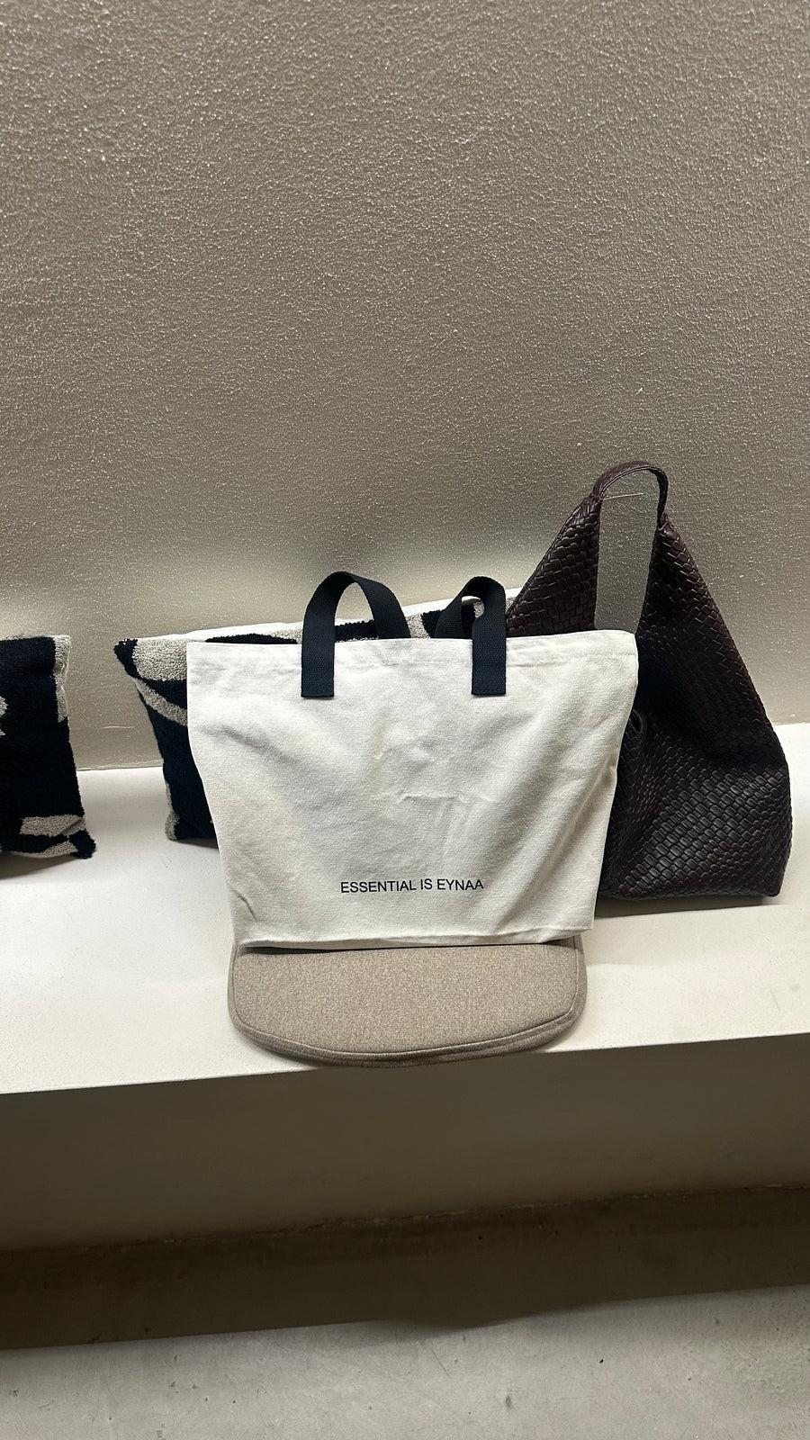 ESSENTIAL TOTE