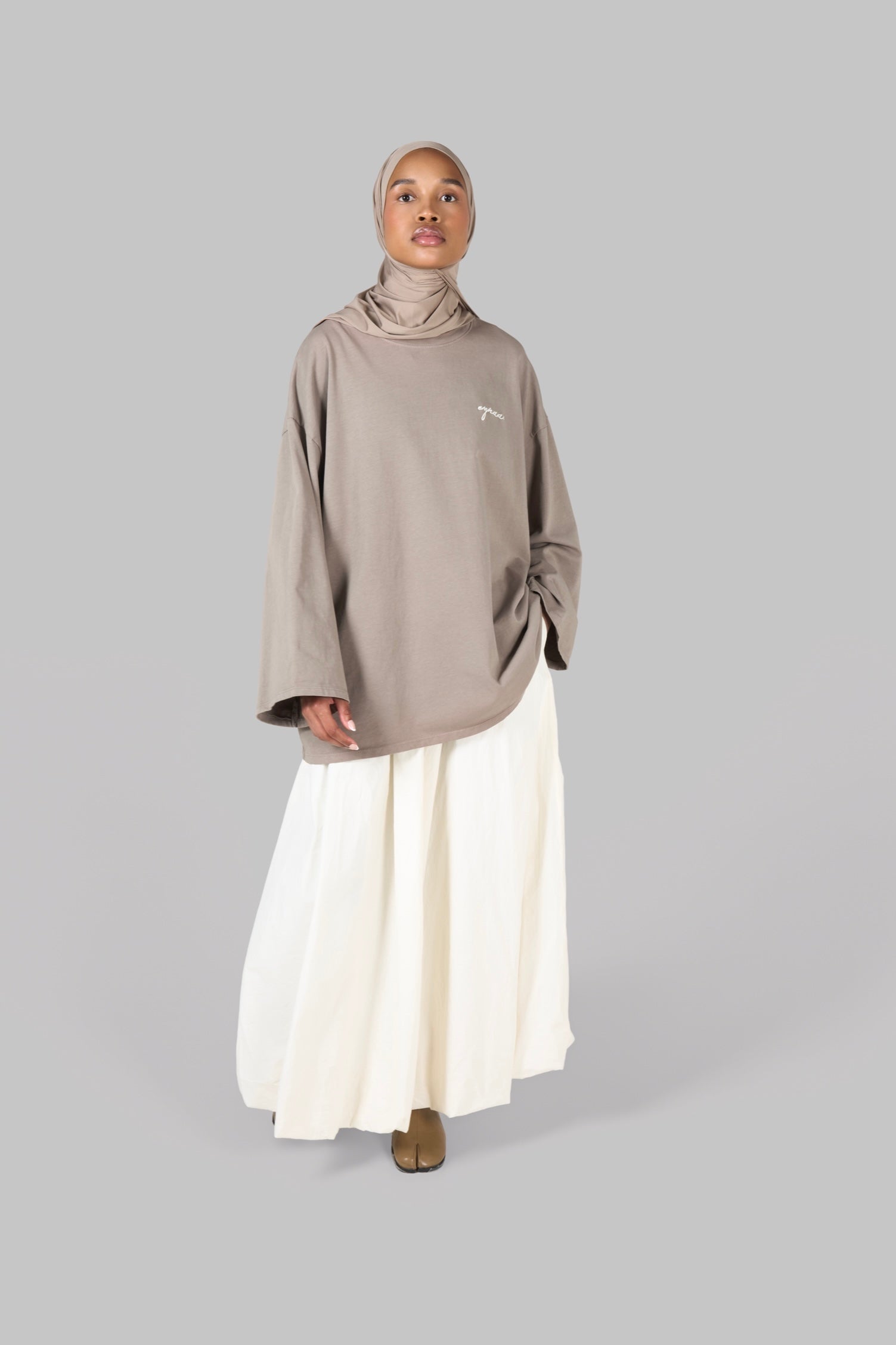 BASIC T-SHIRT [TAUPE]